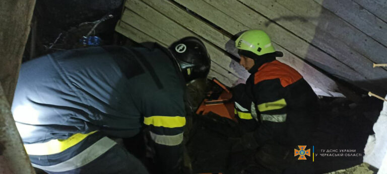 В Золотоніському районі внаслідок обвалу будівлі загинула людина — Происшествия в Черкассах
