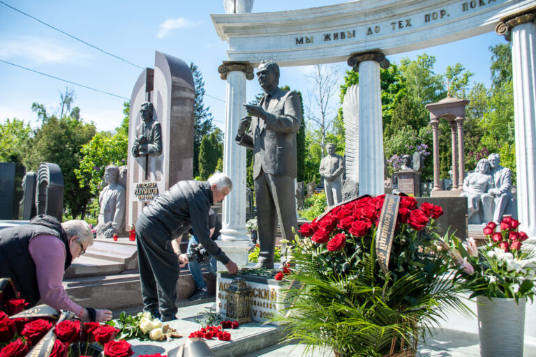 В Киеве почтили память Валерия Лобановского (13 мая 2023 г.) — Новости футбола
